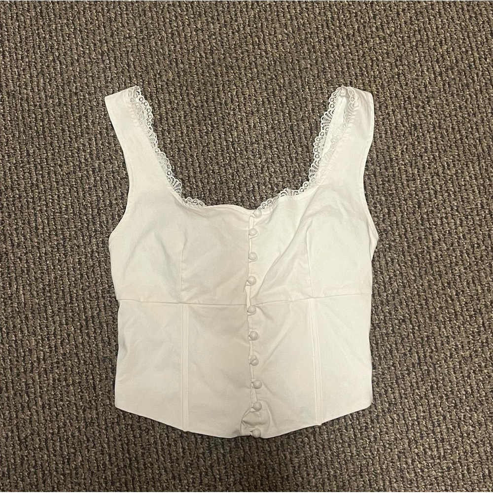 cutest y2k coquette ruffle tank!